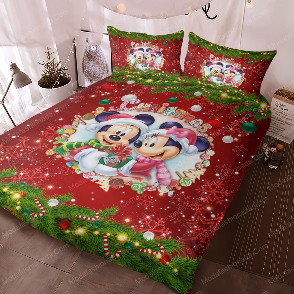 Festive Disney Christmas Bedding Set - Cozy Holiday Magic For Kids - Mickey &amp; Minnie Design